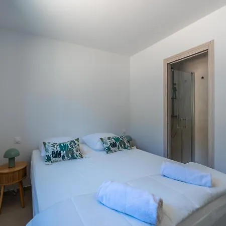 Lau, Contemporary Sea View In Les Issambres